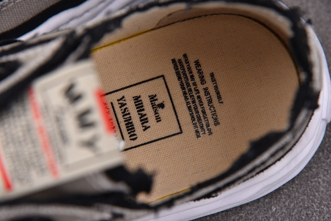 Ma1s0n MIHARA YASUHIRO Sneaker