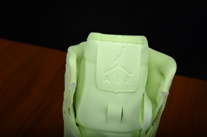 air jordan 1 high premium “barely volt” ah7389-700
