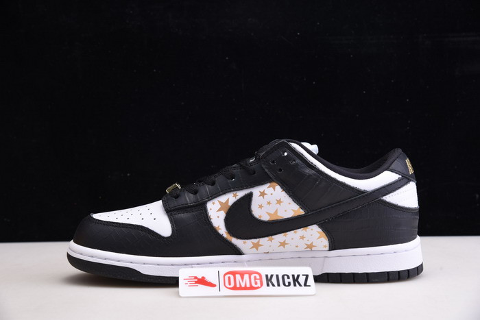 S*p*e x nike sb dunk low white/metallic gold-black dh3228-102