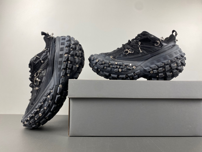 DEFENDER SNEAKER DS030