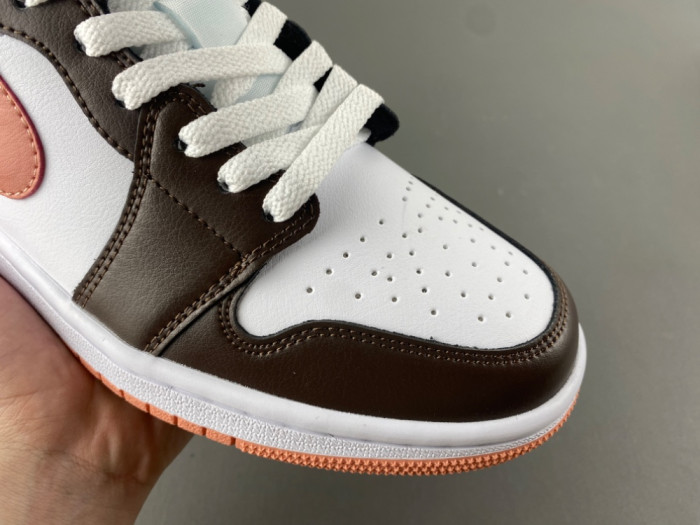 Air Jordan 1 Low WMNS 