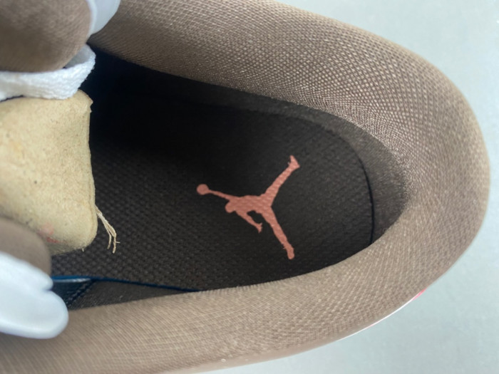 Air Jordan 1 Low WMNS 