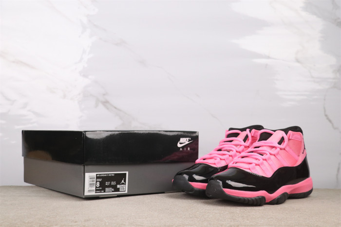 Air Jordan 11 pink