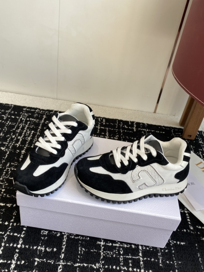 DIOR SNEAKERS