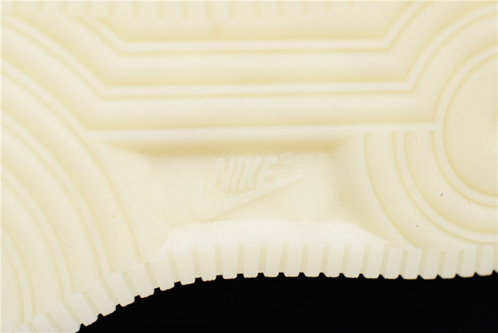 Nike Air Force 1 Low Utility AV6247-100