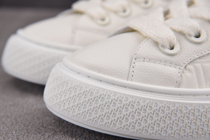 D10r b33 sneakers b330026