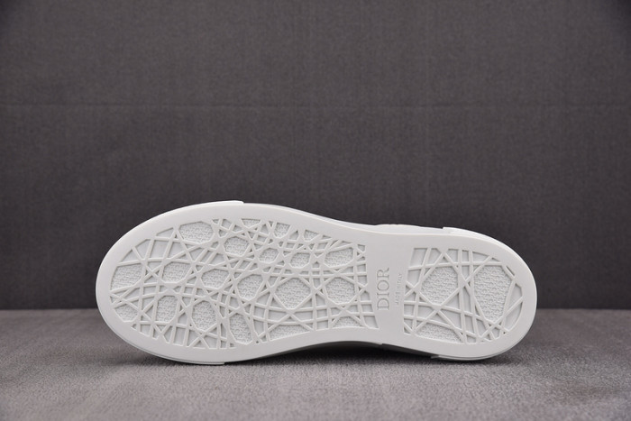 D10r b33 sneakers b330026