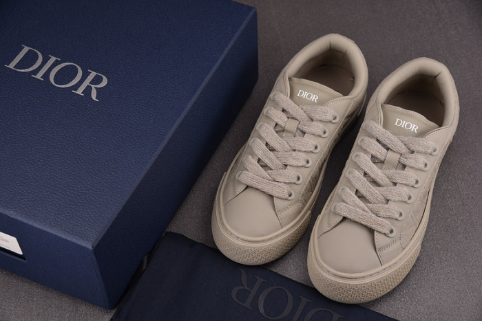 D10r b33 sneakers b330027