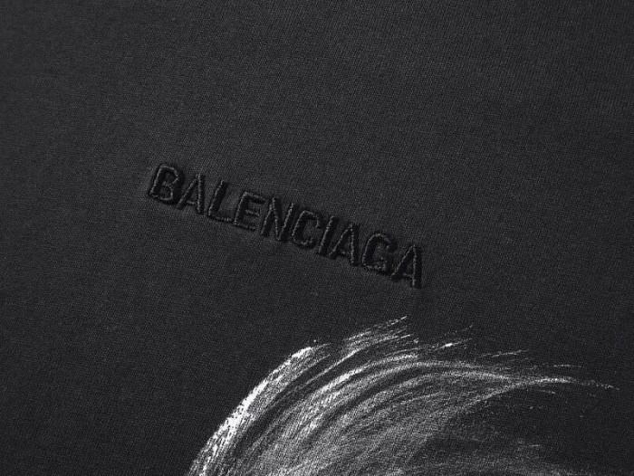 Balenciag**a CLOTHES