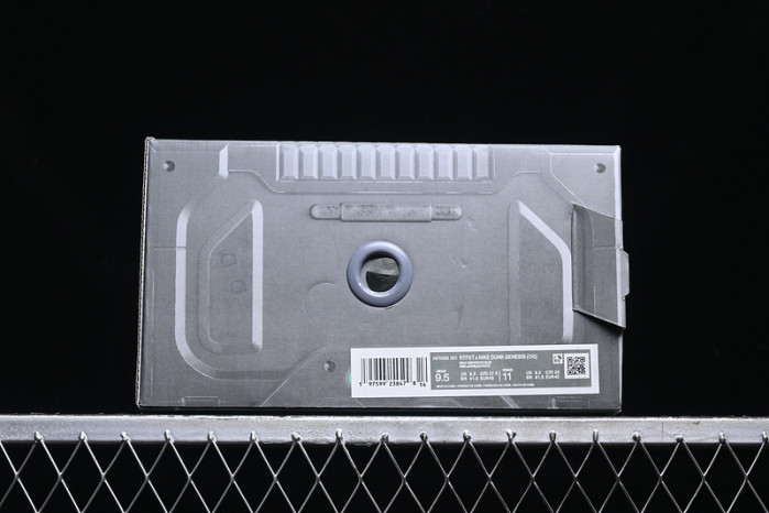 RTFKT x Nike Dunk Genesis 