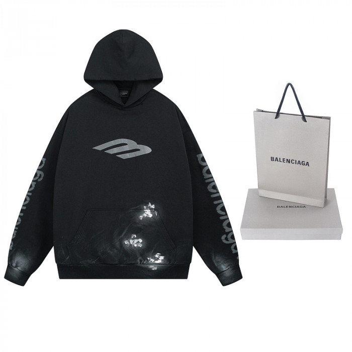 Balenciag**a CLOTHES BAC00013