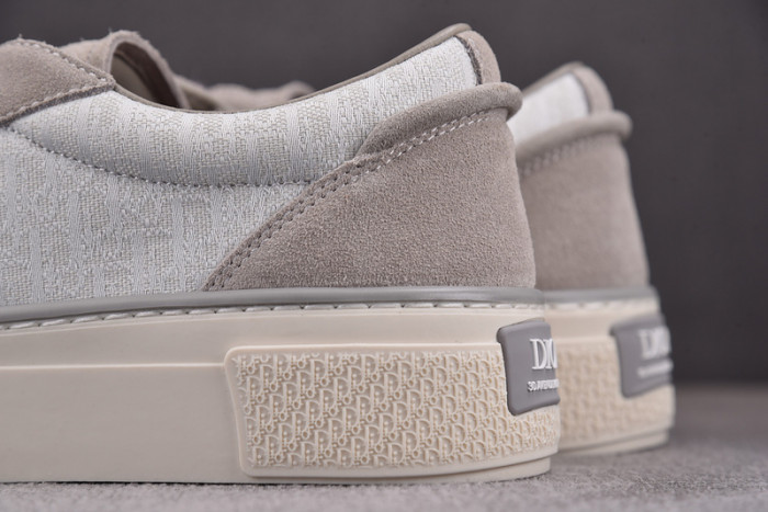 D10r b33 sneakers b330015