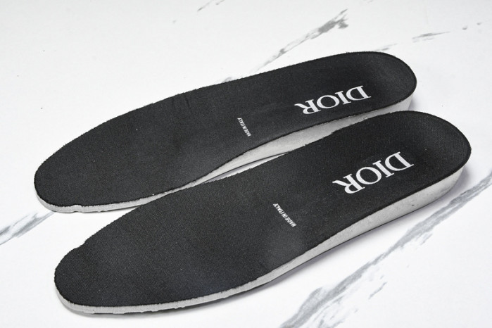 D10r b33 sneakers b330017