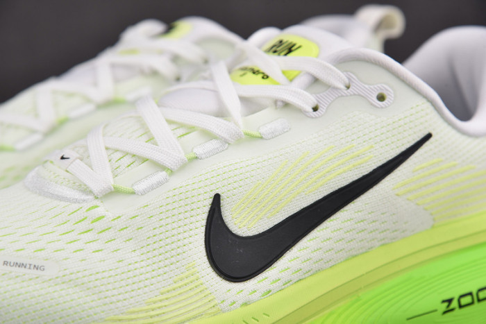 Nike Air Zoom Vomero 18 