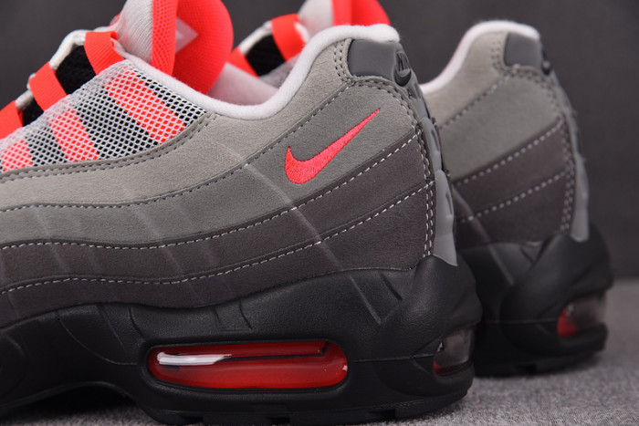 NIKE Air Max 95 OG 
