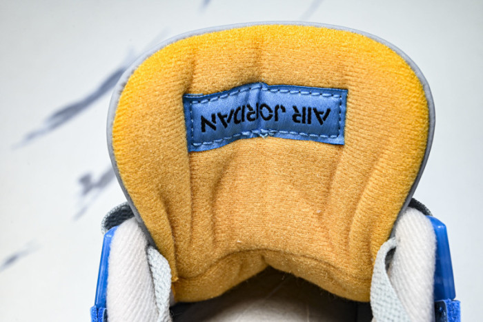 Air Jordan 4 Retro LS 