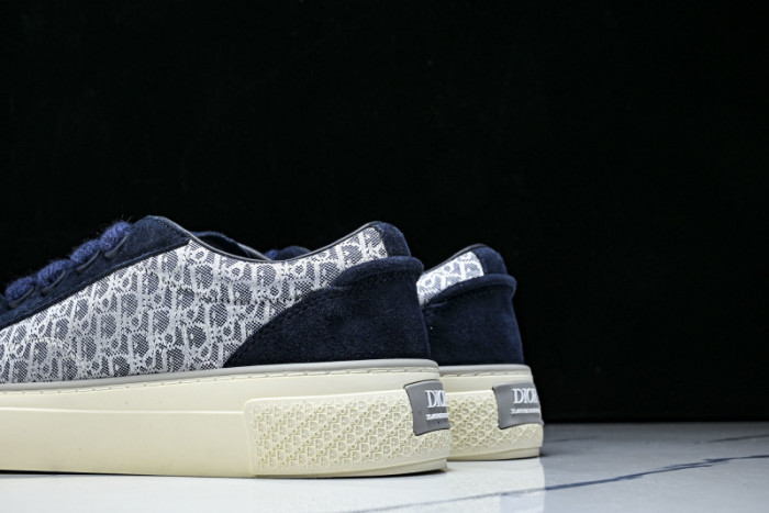 D10r b33 sneakers b330014