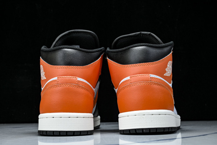 Air Jordan 1 Mid Black Toe Orange DQ8426-801