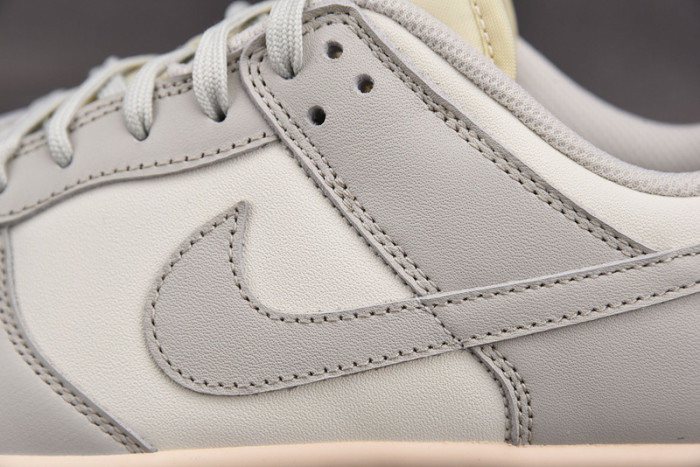 DUNK lOW Retro " Black" DD1503-107