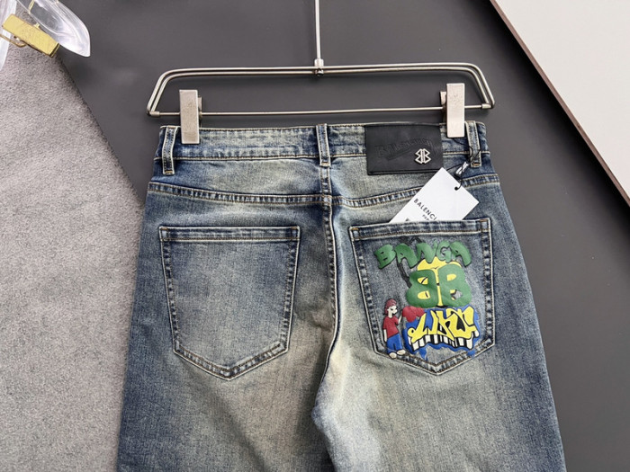 Balenciag**a CLOTHES