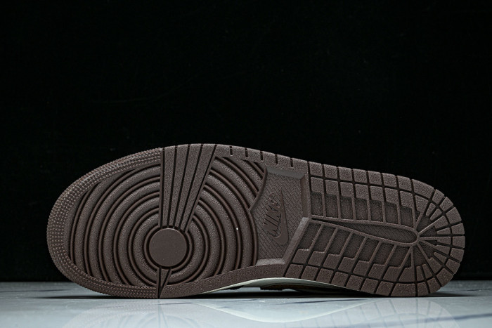 Nike Air Jordan 1 Low SE 