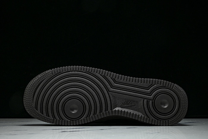 Nike Air Force 1 Low 