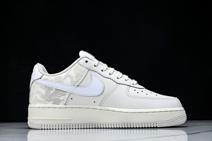 Nike Air Force 1 Low 
