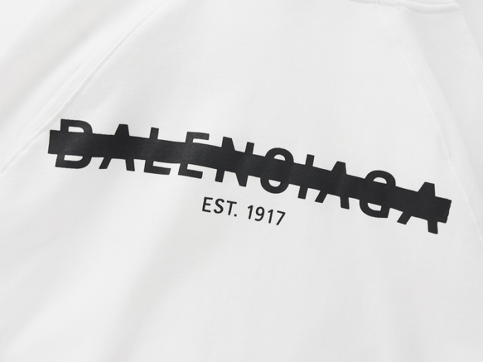 Balenciag**a CLOTHES BAC00016