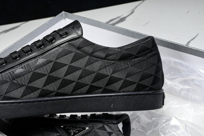 Pra*a snekaers p000175