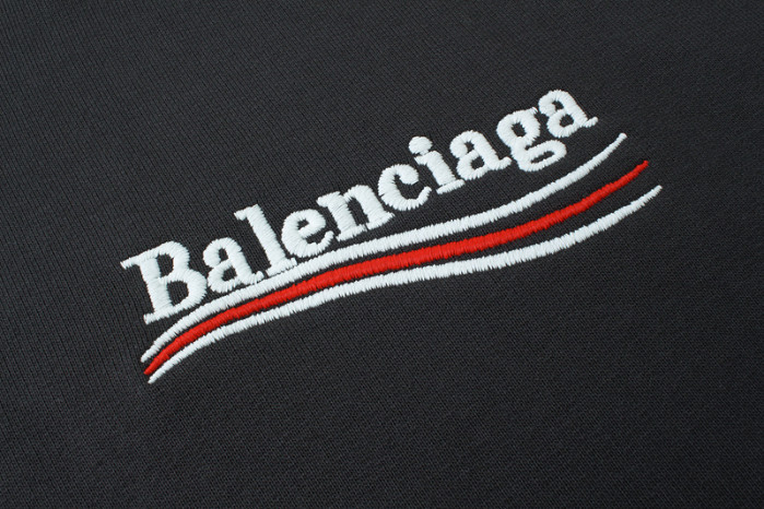 Balenciag**a CLOTHES BAC00024