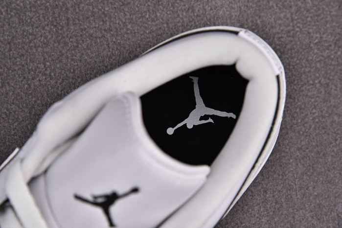 WMNS AIR JORDAN 1 LOW