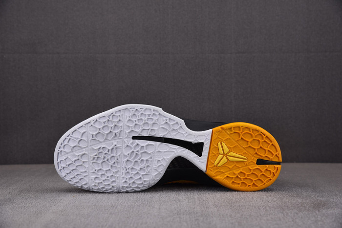 NIKE ZOOM KOBE 6