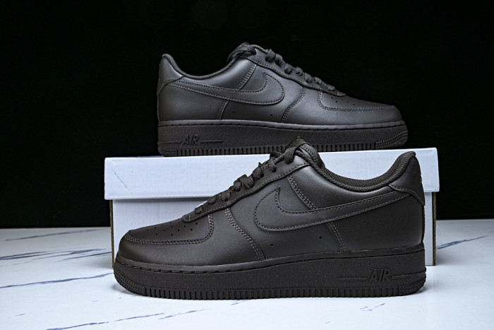 Nike Air Force 1 Low 