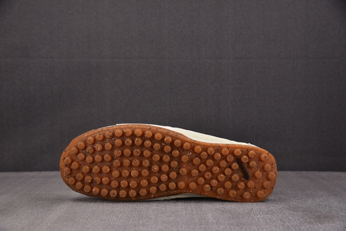 Jacquemus x Nike Moon Shoe SP Alabaster HV8547-700