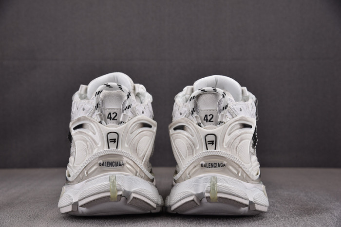 RUNNER SNEAKER RS120