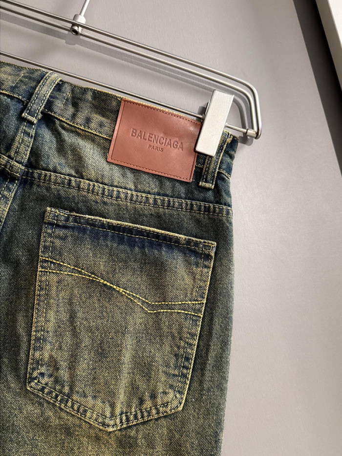 Balenciag**a CLOTHES BAC00036