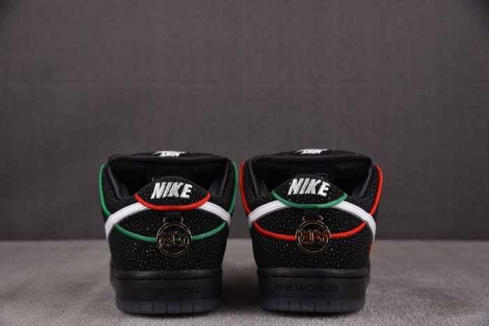 Bronx Girls Skate x Nike Dunk SB Low HV1664-001