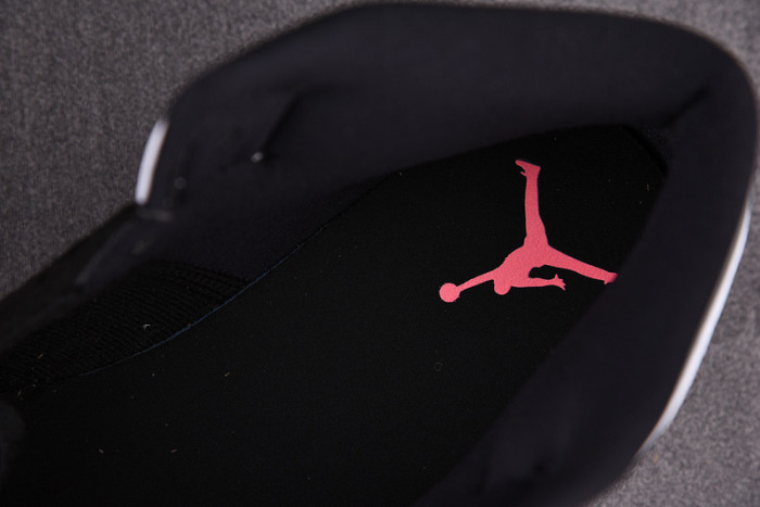 Air Jordan 1 Mid SE