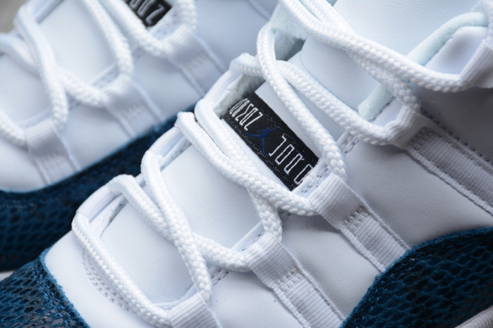 Air Jordan 11 Low 