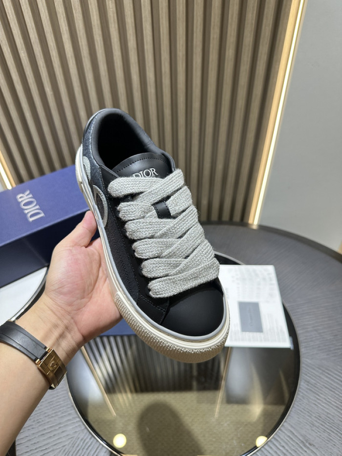 D10r b33 sneakers b330007