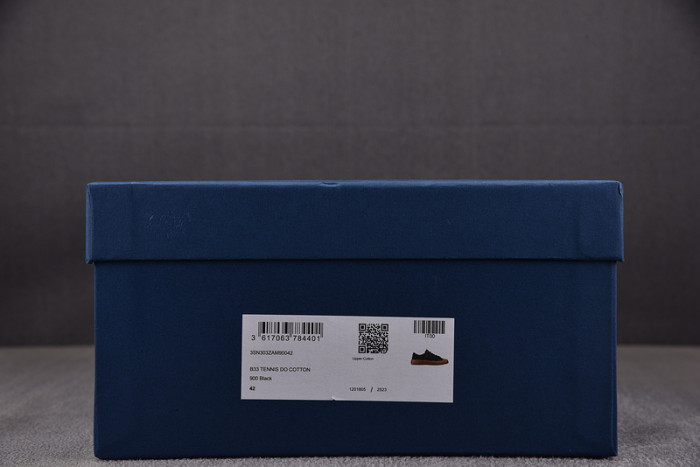 D10r b33 sneakers b330011