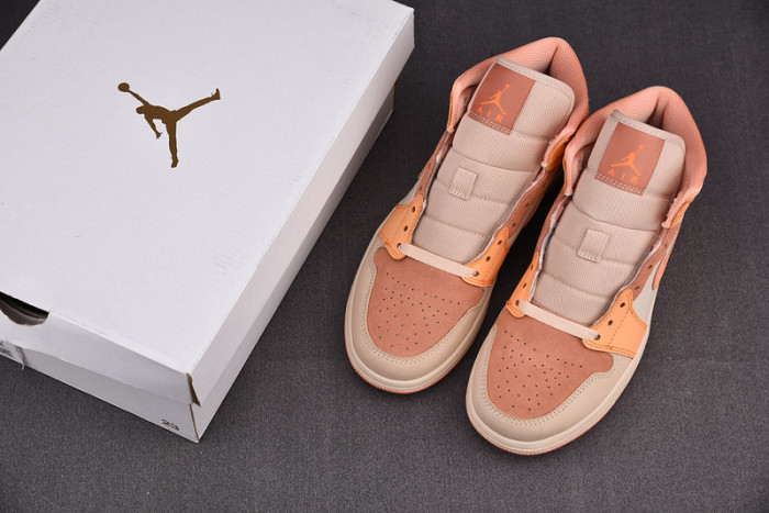 Air Jordan 1 Mid 