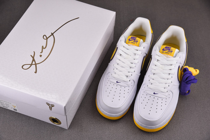 Kobe Bryant x Nike Air Force 1 Low FZ1151-100