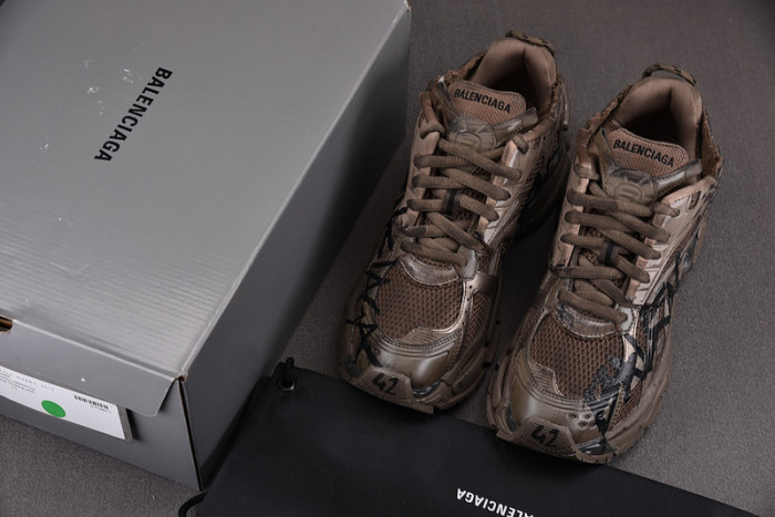 RUNNER SNEAKER RS121