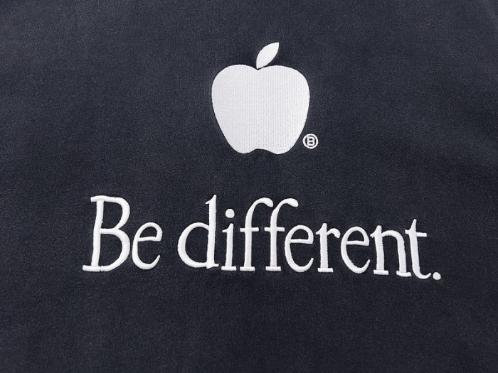 Balenciag**a CLOTHES BAC00026