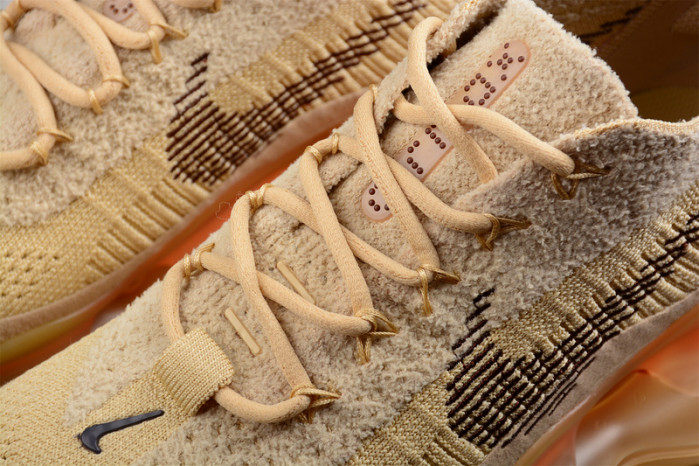 NIKE AIR MAX SCORPION "WHEAT" DJ4702-200