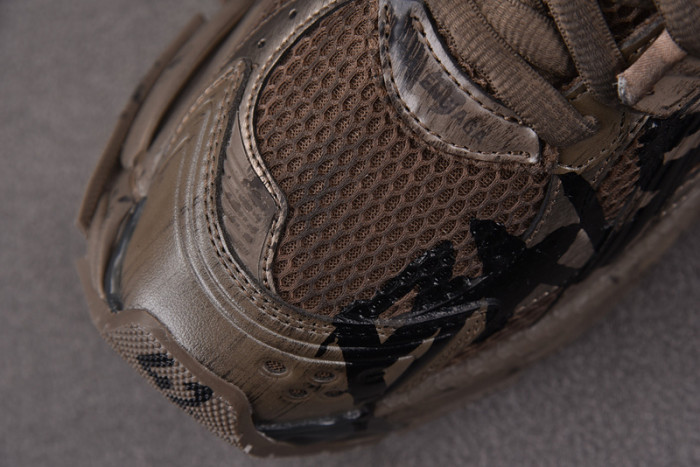 RUNNER SNEAKER RS121