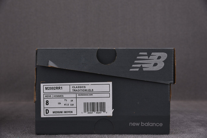 New Balance 2002R 