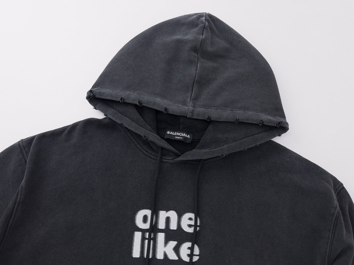 Balenciag**a CLOTHES BAC00019