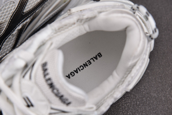 RUNNER SNEAKER RS120